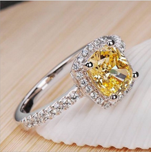 Load image into Gallery viewer, Replica Diamond Ring