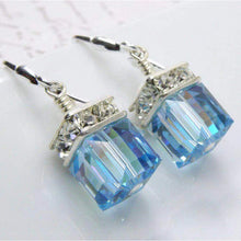 Load image into Gallery viewer, Cube Olivine Drop Earrings