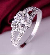 Load image into Gallery viewer, Sincere Heart Replica Diamond Ring