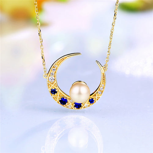 Freshwater Pearl Moon Necklace