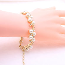 Load image into Gallery viewer, Replica Pearl and Diamond Bracelet