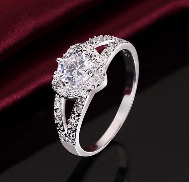 Sincere Heart Replica Diamond Ring