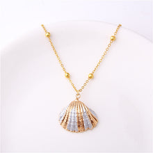 Load image into Gallery viewer, Beach Lover Shell Necklace