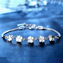 Load image into Gallery viewer, Lucky Clover Bracelet