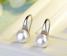 Load image into Gallery viewer, Silver Pearl Teardrop Earrings