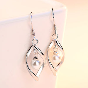Silver Geometric Twist Pearls Earrings