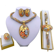 Load image into Gallery viewer, Summer Bride Jewellery Set