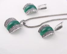 Load image into Gallery viewer, Green Moon Stone Fine Vintage Jewelry Sets