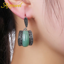 Load image into Gallery viewer, Green Moon Stone Fine Vintage Jewelry Sets