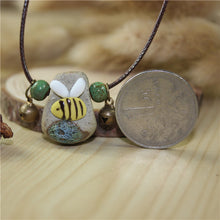 Load image into Gallery viewer, Handmade Bumble Bee Stone Necklace
