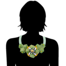 Load image into Gallery viewer, Green Wood Flower Necklace