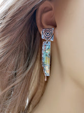 Load image into Gallery viewer, Psychadelic Drop Earrings