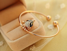 Load image into Gallery viewer, Foxy Crystal Bangle