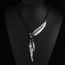 Load image into Gallery viewer, Custom Feather Necklace