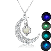 Load image into Gallery viewer, Crescent Moon Glow Necklace