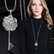 Load image into Gallery viewer, Retro Pendant Necklaces